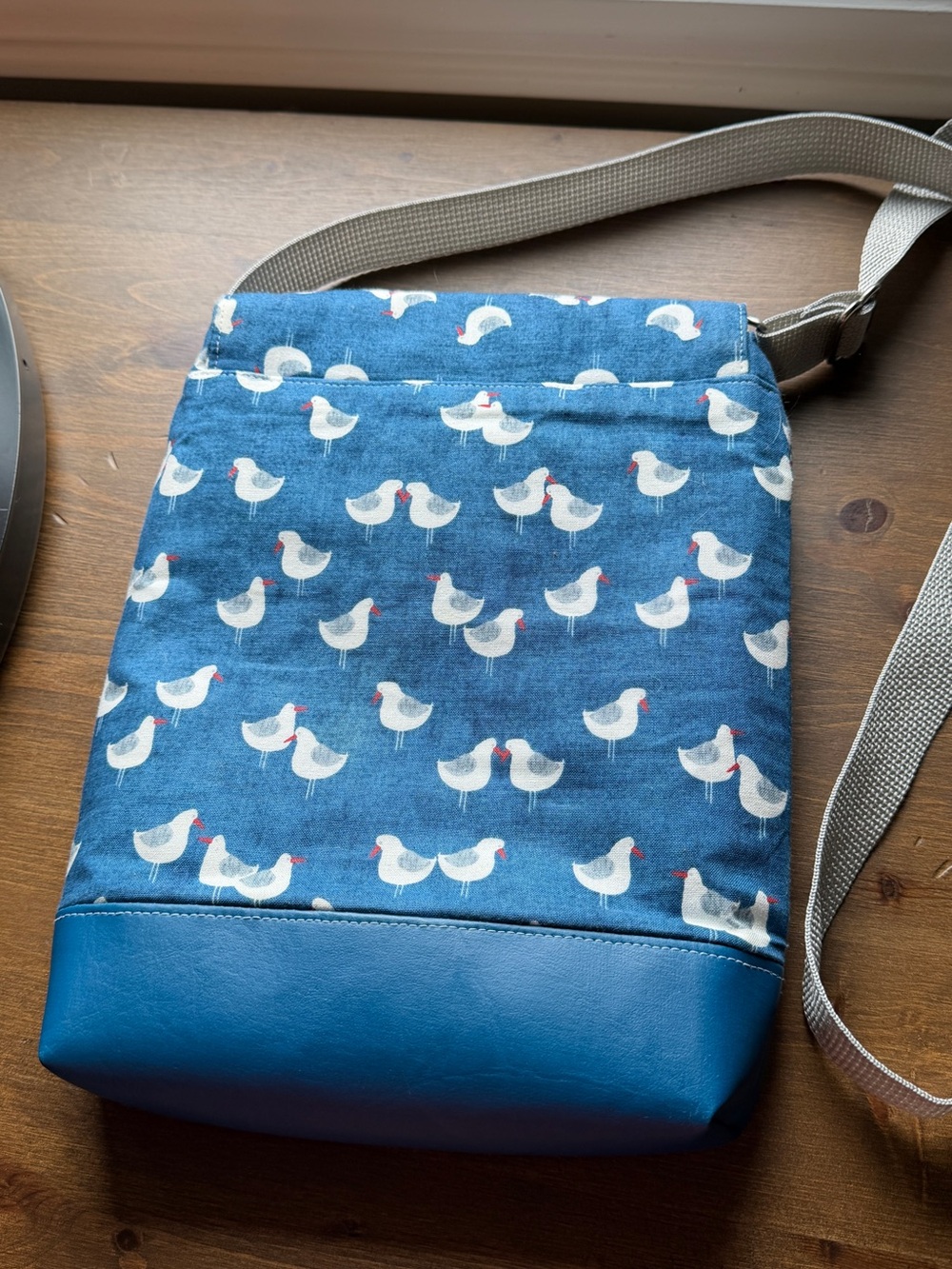 Blue Seagull Print Crossbody Bag with Blue Faux Leather bottom - Picture 6 of 7